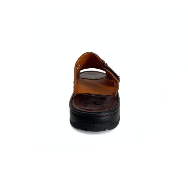 Sandalias de hombre en piel marrón con velcro