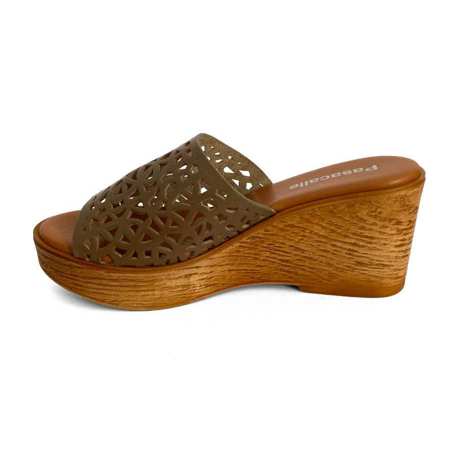 Sandalias de cuña con plataforma para mujer en piel kaki: imagen 5