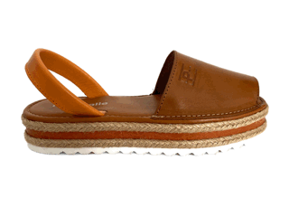 Sandalias bajas de mujer en piel camel y mango