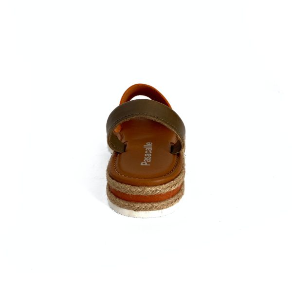 Sandalias bajas para mujer en piel mango kaki