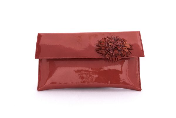 Bolso cartera de mujer en piel charol rojo