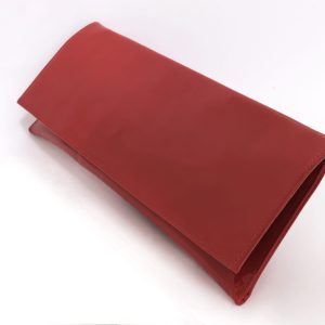 Bolso cartera de mujer en piel charol rojo