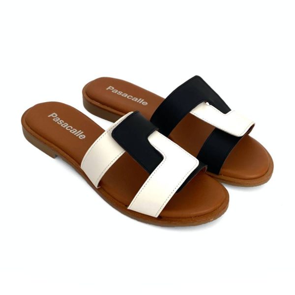 Sandalias bajas para mujer en piel blanco y negro