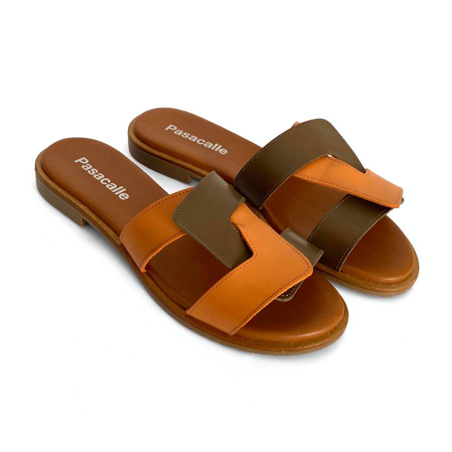 Sandalias bajas para mujer en piel mango y kaki: imagen 1