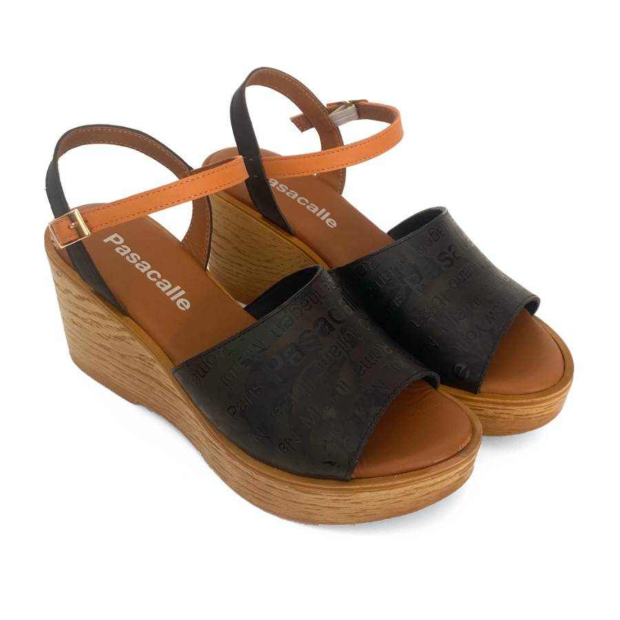 Sandalias de cuña con plataforma para mujer en piel negra: imagen 4