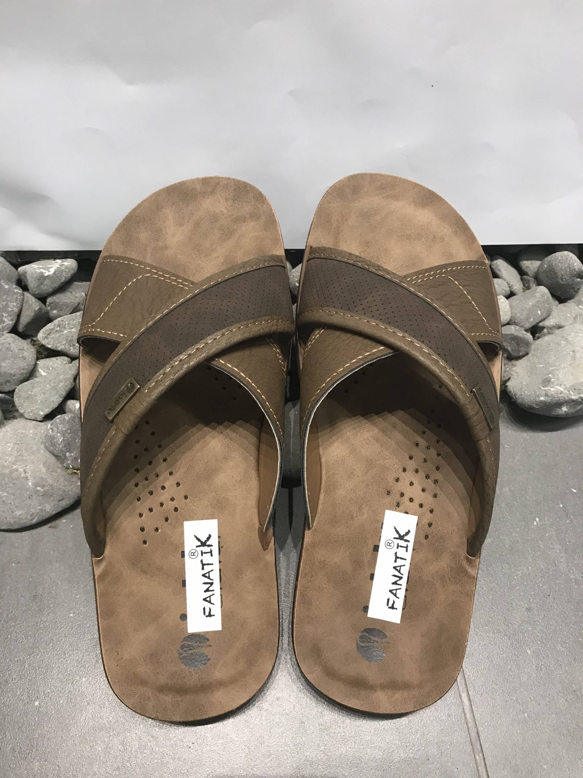 Sandalias de hombre veganas marrón: imagen 4