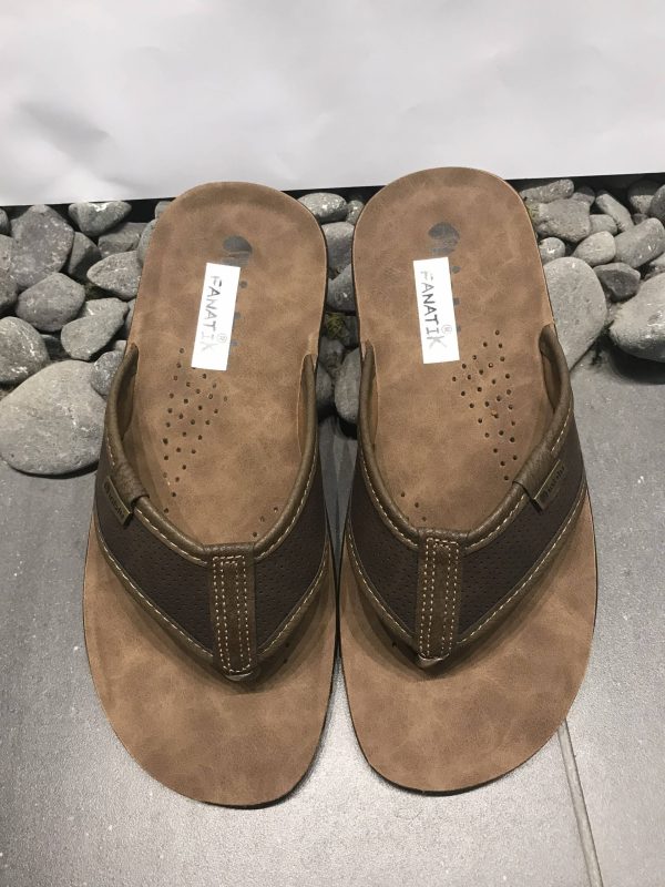 Sandalias de hombre veganas marrón