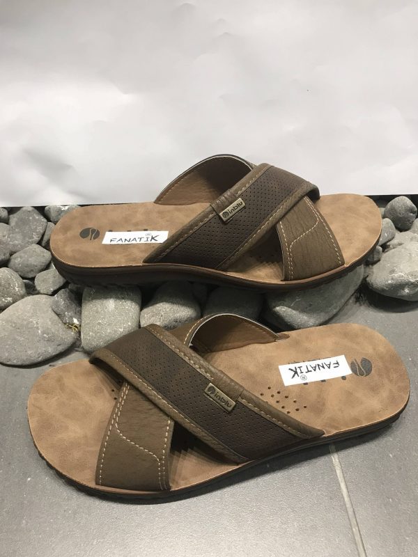 Sandalias de hombre veganas marrón