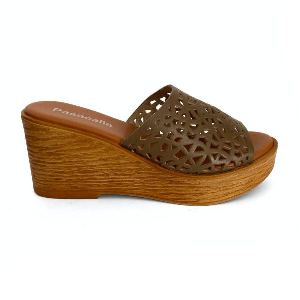 Sandalias de cuña con plataforma para mujer en piel kaki