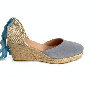 Zapatilla en cuña de yute para mujer en piel celeste