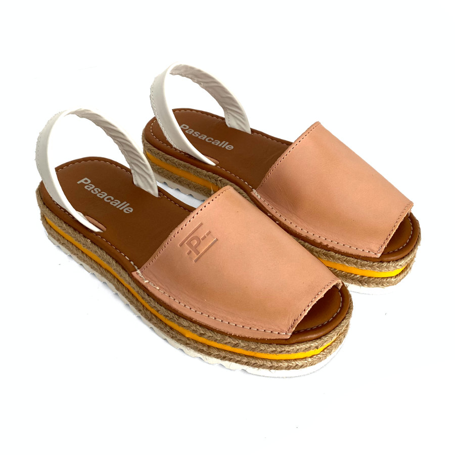 Sandalias bajas para mujer en piel rosa blanco: imagen 3