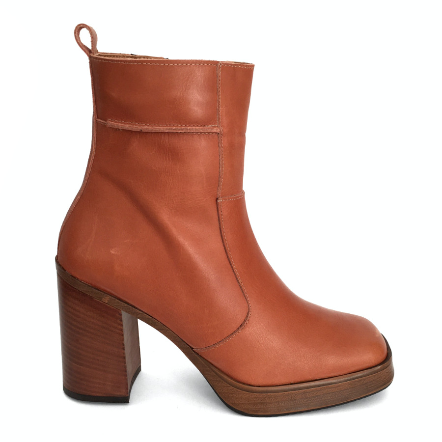 Botas con plataforma para mujer en piel napa cuero: imagen 1